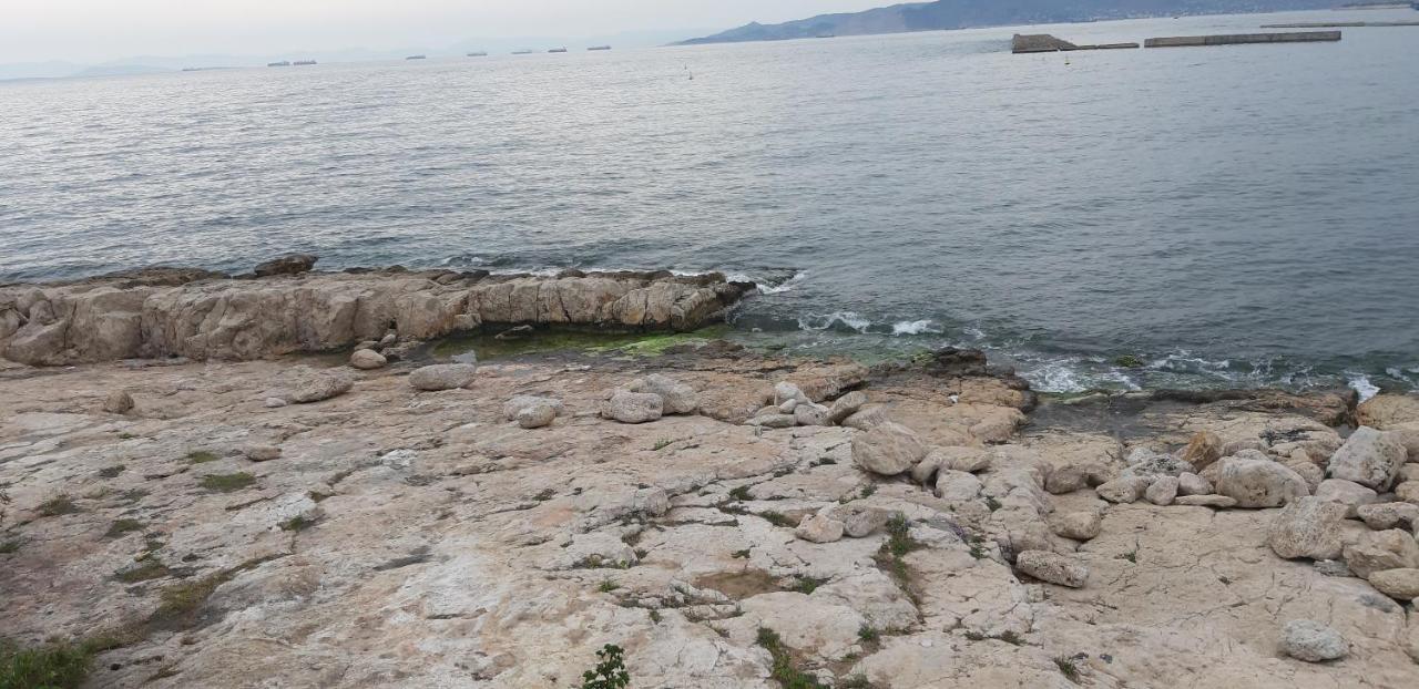 Athens Riviera Apt With Seaview, 15' To Acropolis Экстерьер фото